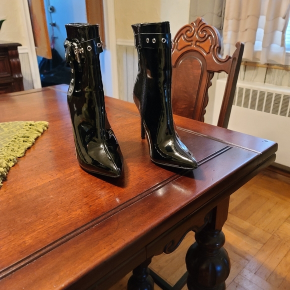 Black Boots - Picture 7 of 9